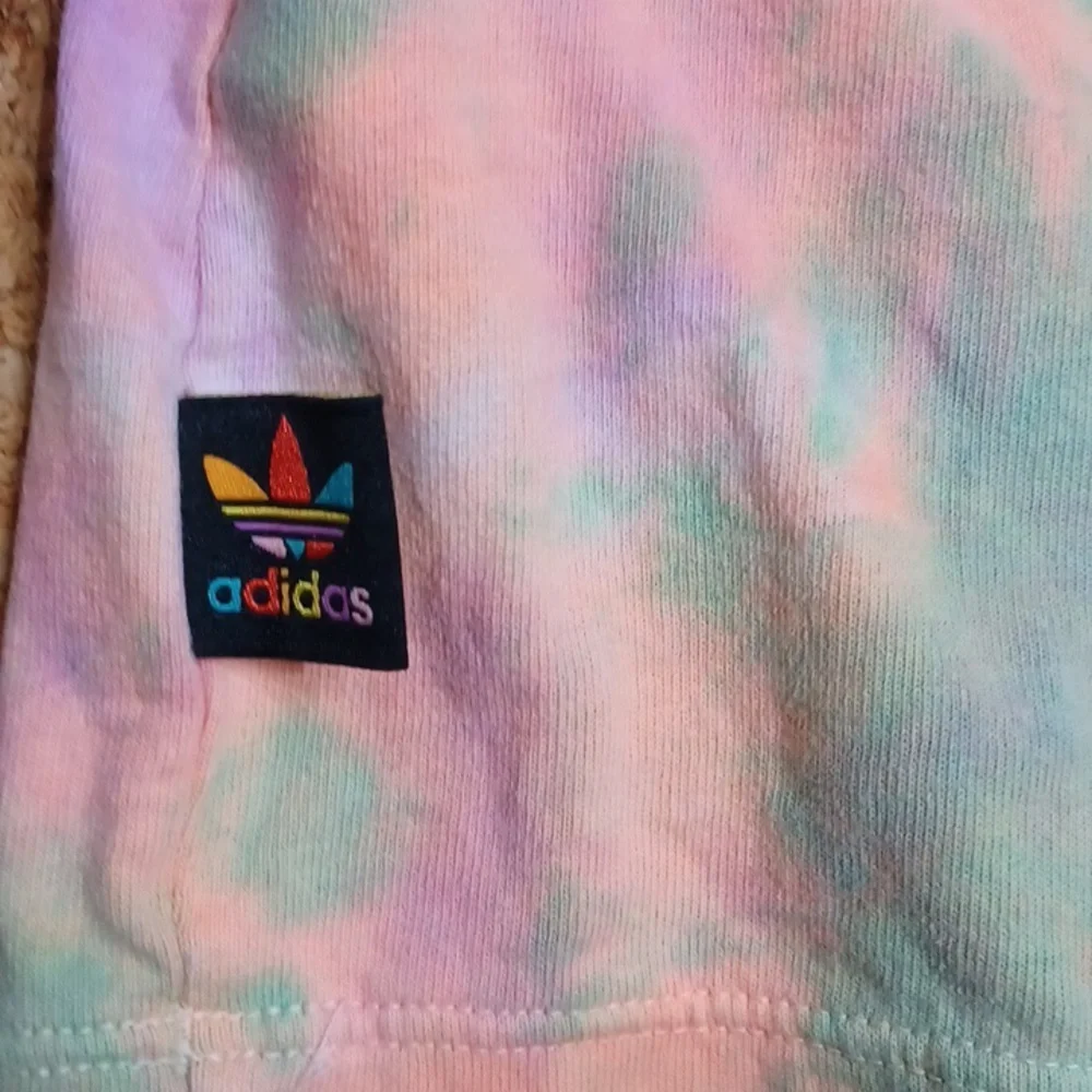 Pharrell Williams All Cotton Samsara Tie Dye Tee Men's L - Picture 6 of 7